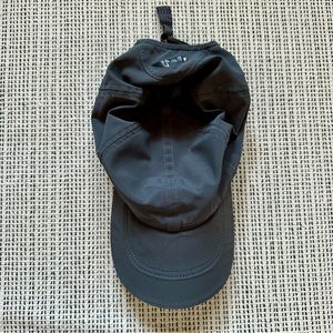 Brooks Running Unisex Sherpa Hat Asphalt/Grey